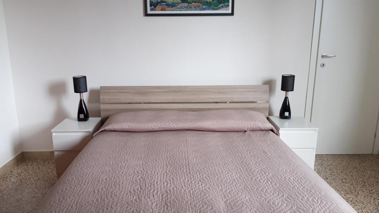 צ'יביטאנובה מארקה B&B Le Palme מראה חיצוני תמונה